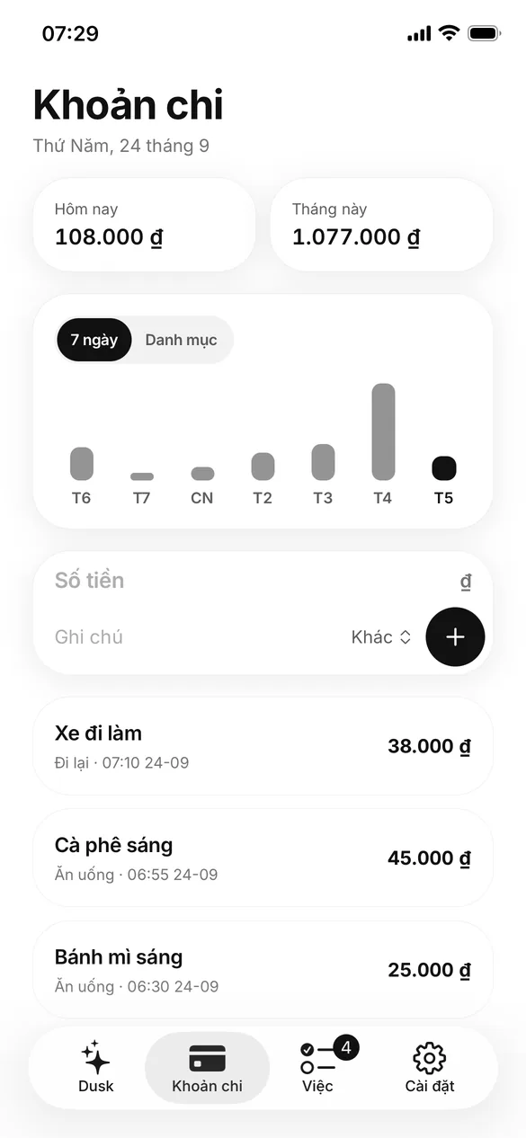 Dusk: màn hình khoản chi, có tổng hôm nay, tổng tháng và biểu đồ 7 ngày